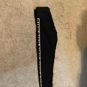 Victoria’s Secret PINK leggings